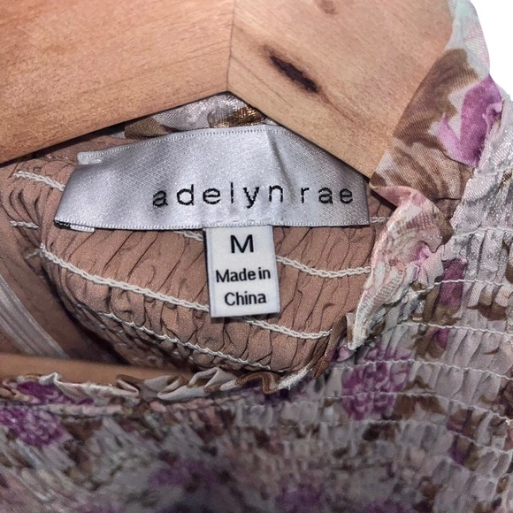 NEW DARLENE TEXTURED SMOCKED FLORAL DRESS Size M - Picture 5 of 7